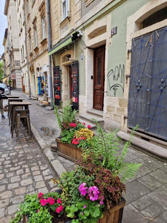 Sweethome Lviv Exterior photo